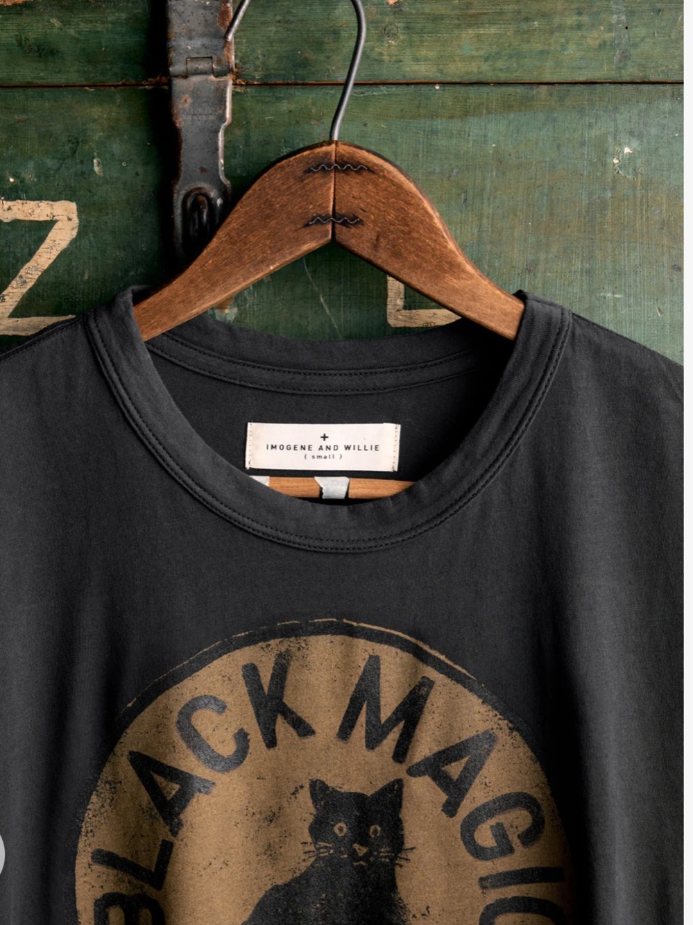 Imogene + Willie the "black magic" tee - Picture 2 of 4